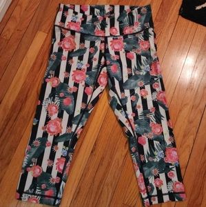 Lululemon Size 8 Capri Leggings